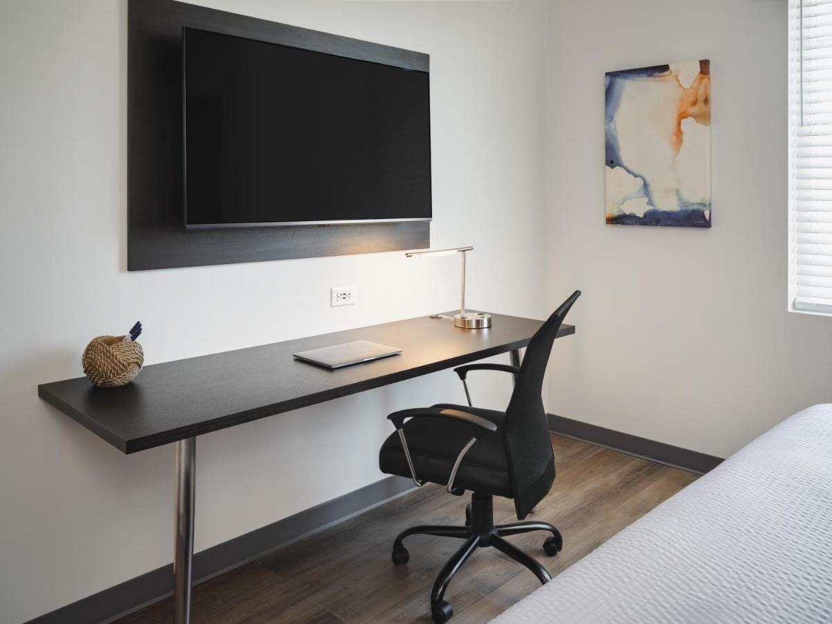 Stayapt Suites San Antonio-Randolph Live Oak Экстерьер фото
