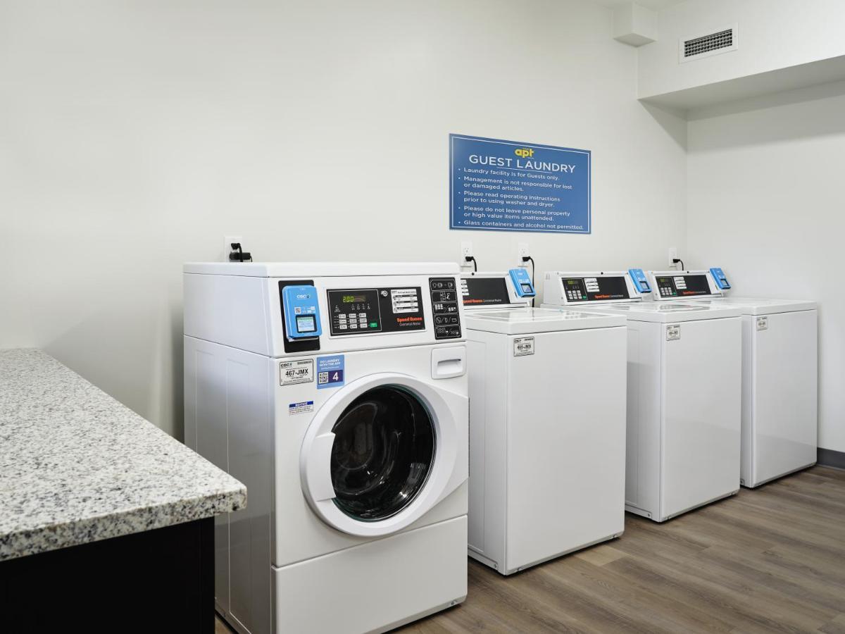 Stayapt Suites San Antonio-Randolph Live Oak Экстерьер фото