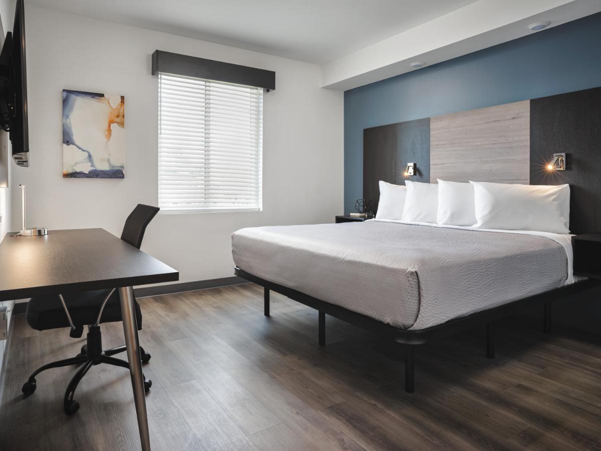 Stayapt Suites San Antonio-Randolph Live Oak Экстерьер фото